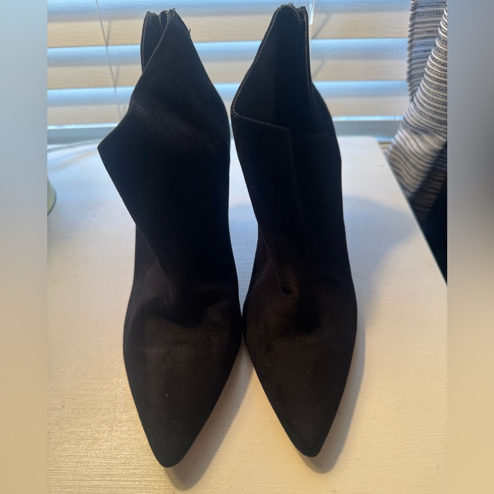 Enzo Angiolini Black Ankle Booties
